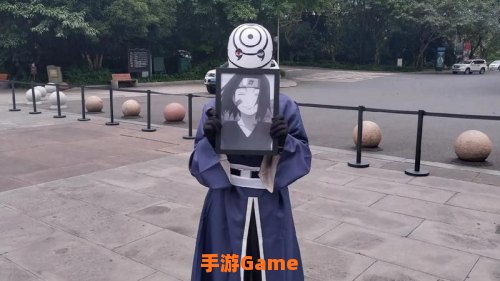 白色面罩